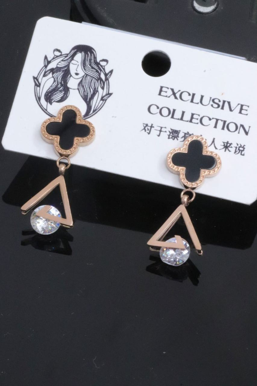 A EARRINGS E1066