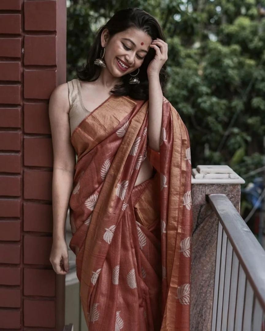 Cottan Saree With Unstitched Blouse DVS-01