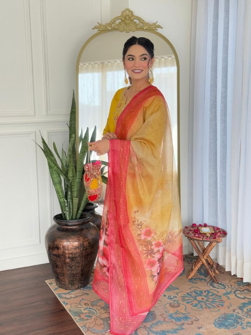  KURTI WITH PANT & DUPATTA  D697 