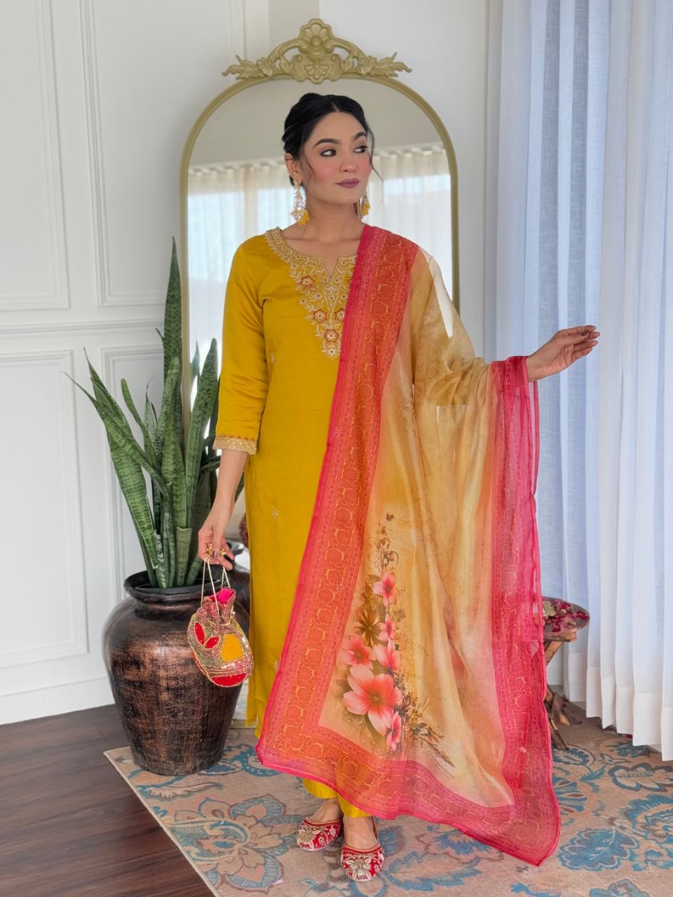  KURTI WITH PANT & DUPATTA  D697 