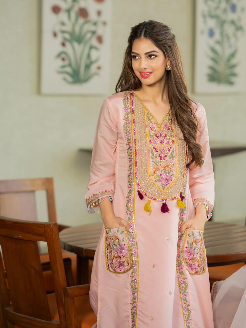 KURTI  WITH PANT & DUPATTA DI-INDIRA