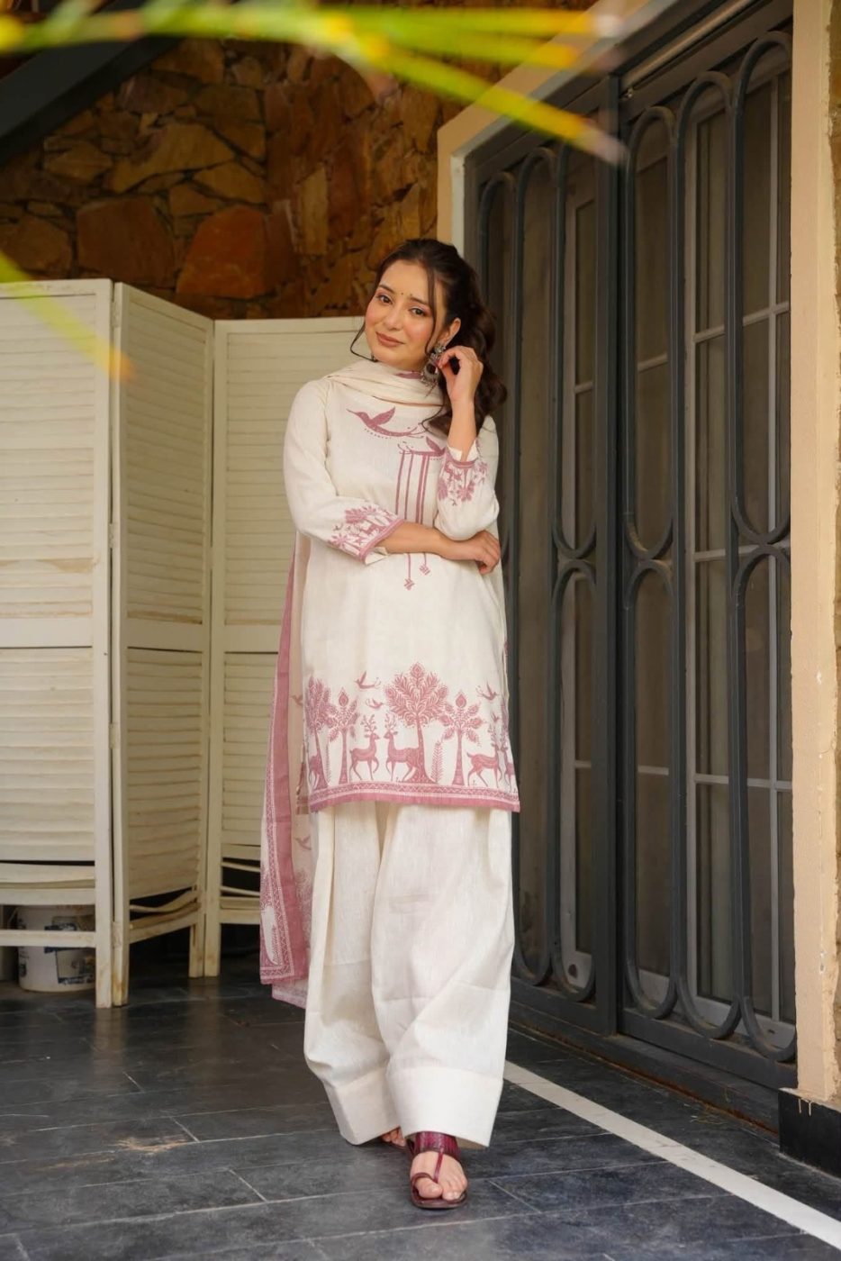 KURTI  WITH PANT & DUPATTA MV-6091