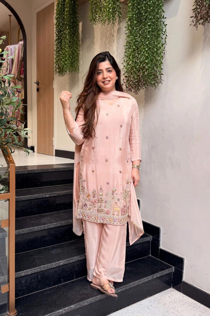 KURTI  WITH PANT & DUPATTA VI-KANIKA