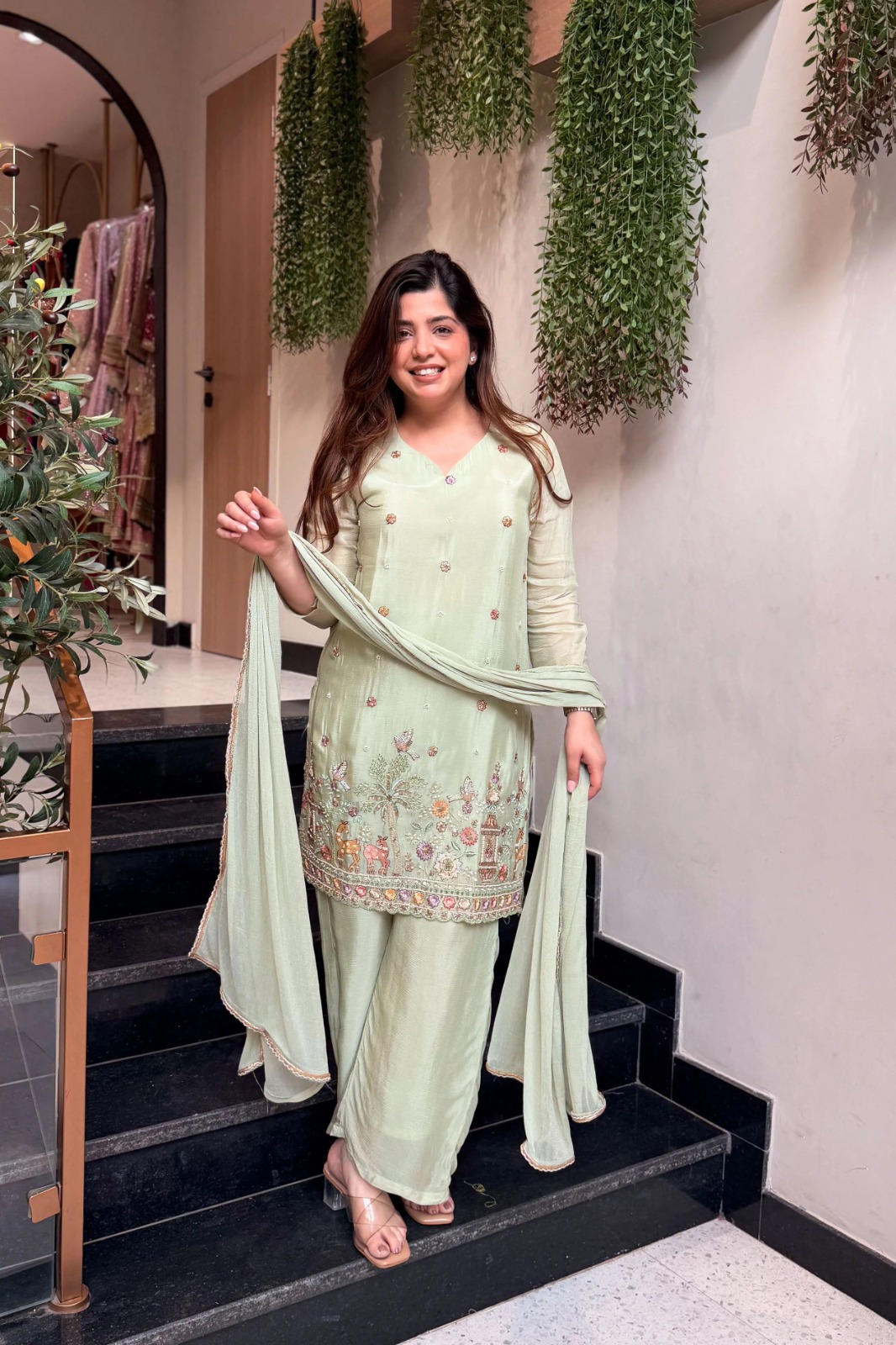 KURTI  WITH PANT & DUPATTA VI-KANIKA (Olive)