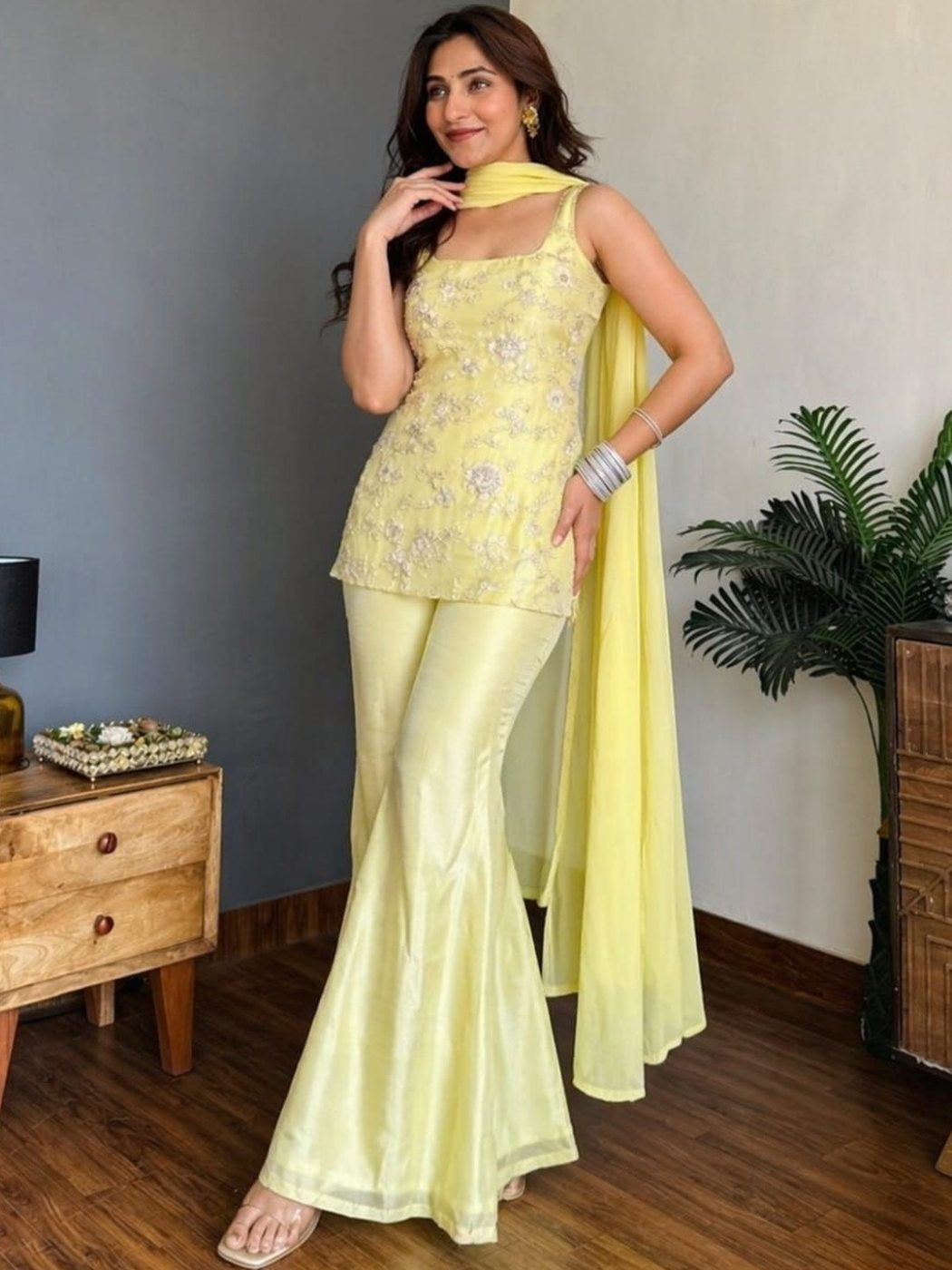 Most Beautiful and Attractive Catalog Add 📈 💞 KURTI  WITH PANT & DUPATTA MV-6070
