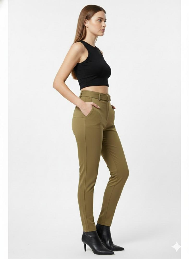 Women’s Low-Waisted Activewear Leggings